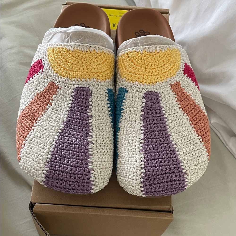 Sak Crochet Women's Clogs
